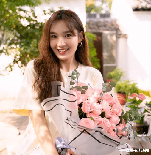 八字完全相同为何命运截然不同？游戏画面