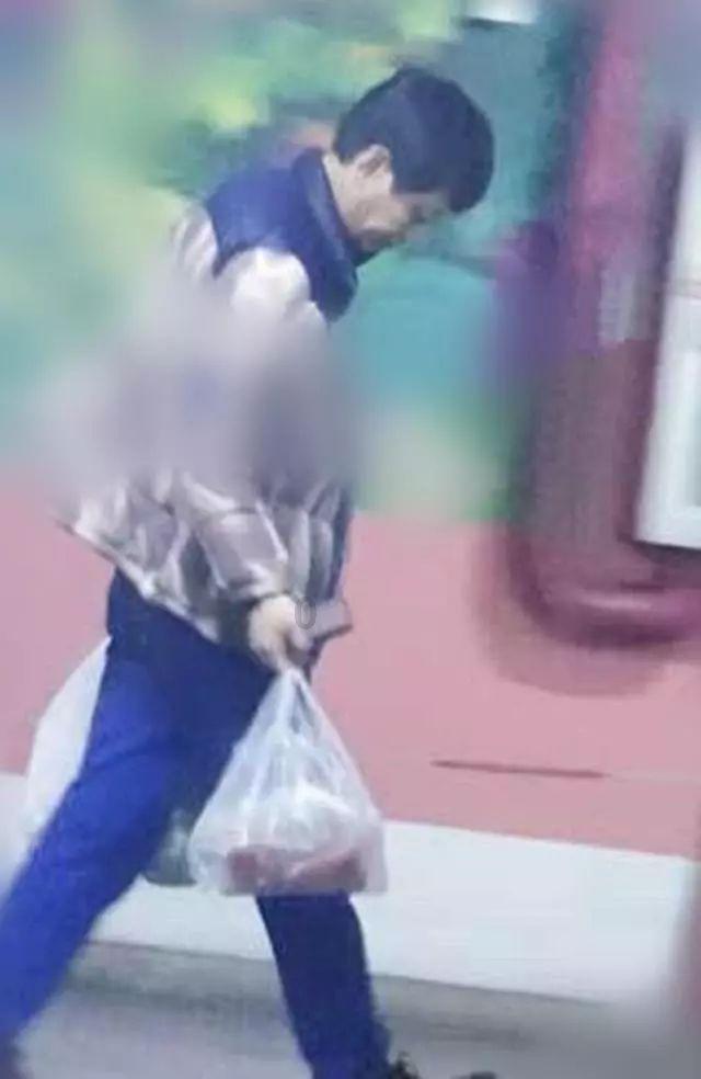 大城市生活的女孩