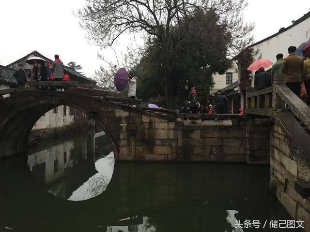 逃离复古经典房屋