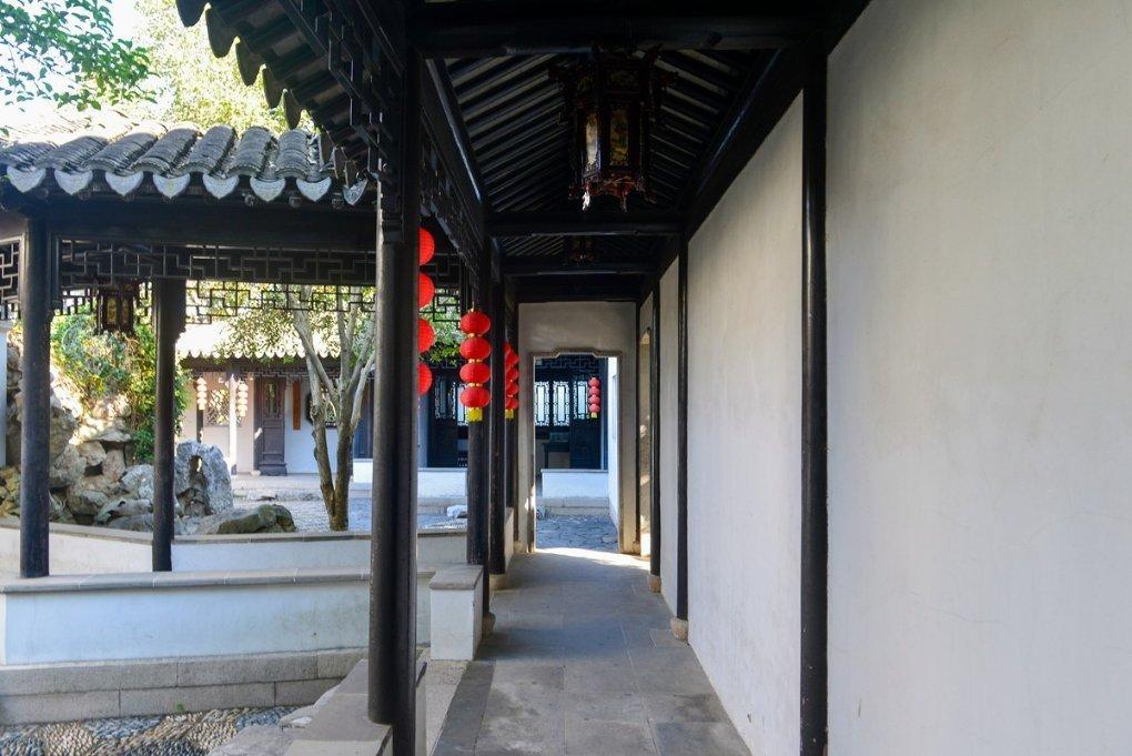 明星“烤瓷牙”有多可怕?